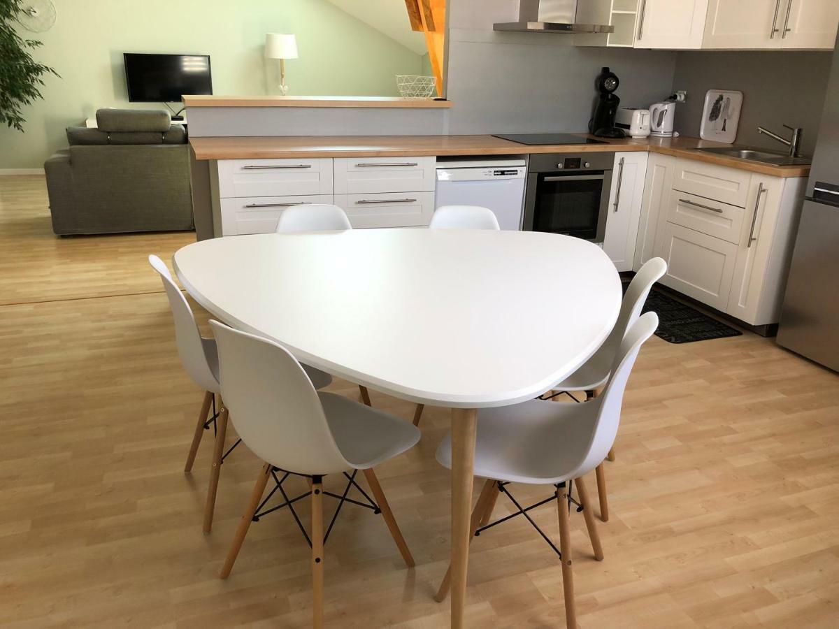Gite Celeste Pour 6 Personnes Mardeuil Bagian luar foto